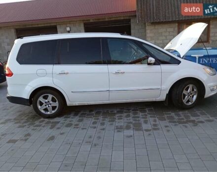 Белый Форд Галакси, объемом двигателя 2 л и пробегом 230 тыс. км за 10500 $, фото 14 на Automoto.ua