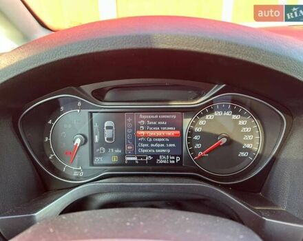 Білий Форд Галаксі, об'ємом двигуна 2 л та пробігом 249 тис. км за 11290 $, фото 24 на Automoto.ua