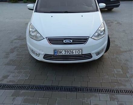Белый Форд Галакси, объемом двигателя 2 л и пробегом 230 тыс. км за 10500 $, фото 13 на Automoto.ua