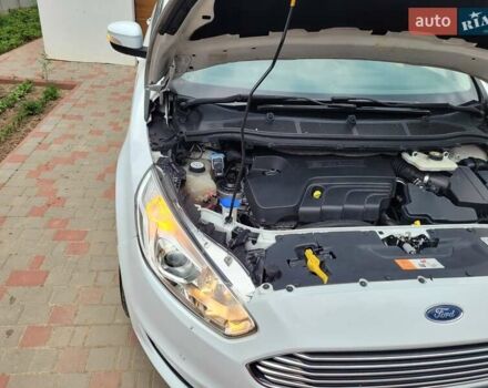 Форд Галакси 2015 в Новоднестровск на Automoto.ua Белый Форд Галакси, объемом двигателя 2 л и пробегом 208 тыс. км за 16000 $, фото 51 на Automoto.ua