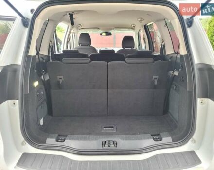 Форд Галакси 2015 в Новоднестровск на Automoto.ua Белый Форд Галакси, объемом двигателя 2 л и пробегом 208 тыс. км за 16000 $, фото 8 на Automoto.ua