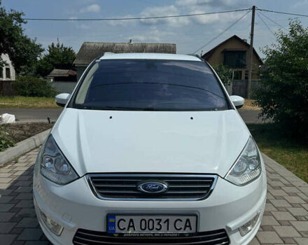 Белый Форд Галакси, объемом двигателя 2 л и пробегом 260 тыс. км за 11000 $, фото 1 на Automoto.ua