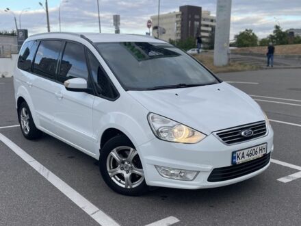 Белый Форд Галакси, объемом двигателя 1.6 л и пробегом 247 тыс. км за 9100 $, фото 1 на Automoto.ua