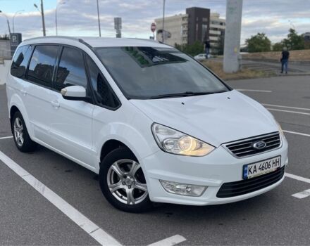 Форд Галаксі 2011 у Києві на Automoto.ua Білий Форд Галаксі, об'ємом двигуна 1.6 л та пробігом 247 тис. км за 9100 $, фото 1 на Automoto.ua