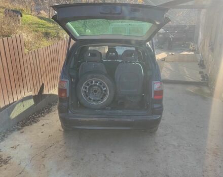 Черный Форд Галакси, объемом двигателя 0 л и пробегом 300 тыс. км за 3500 $, фото 8 на Automoto.ua