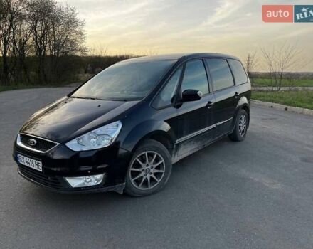 Форд Галаксі 2006 у Каменце-Подольском на Automoto.ua Чорний Форд Галаксі, об'ємом двигуна 2 л та пробігом 270 тис. км за 5300 $, фото 1 на Automoto.ua