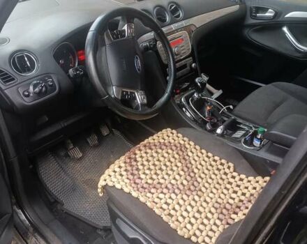 Чорний Форд Галаксі, об'ємом двигуна 2 л та пробігом 360 тис. км за 6000 $, фото 3 на Automoto.ua