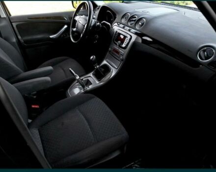 Чорний Форд Галаксі, об'ємом двигуна 2 л та пробігом 260 тис. км за 6300 $, фото 2 на Automoto.ua