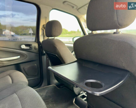 Черный Форд Галакси, объемом двигателя 2 л и пробегом 275 тыс. км за 7700 $, фото 41 на Automoto.ua