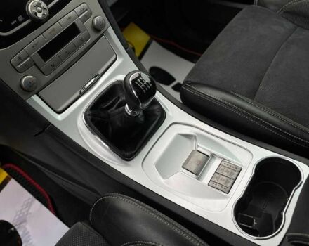 Чорний Форд Галаксі, об'ємом двигуна 2.2 л та пробігом 261 тис. км за 8499 $, фото 19 на Automoto.ua