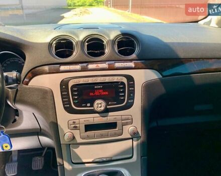 Чорний Форд Галаксі, об'ємом двигуна 2 л та пробігом 270 тис. км за 8400 $, фото 14 на Automoto.ua