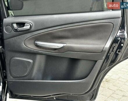 Чорний Форд Галаксі, об'ємом двигуна 2 л та пробігом 288 тис. км за 10490 $, фото 26 на Automoto.ua