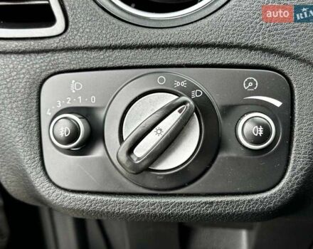 Чорний Форд Галаксі, об'ємом двигуна 2 л та пробігом 288 тис. км за 10490 $, фото 16 на Automoto.ua