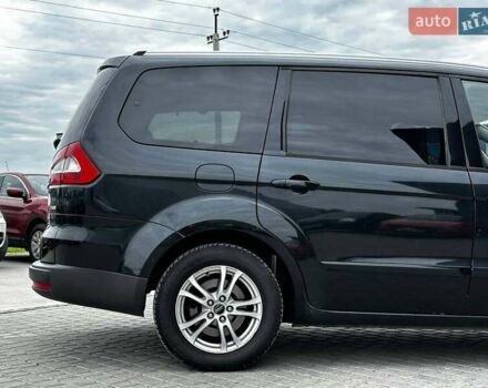 Чорний Форд Галаксі, об'ємом двигуна 2 л та пробігом 288 тис. км за 10490 $, фото 6 на Automoto.ua