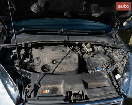 Чорний Форд Галаксі, об'ємом двигуна 2 л та пробігом 316 тис. км за 9600 $, фото 21 на Automoto.ua