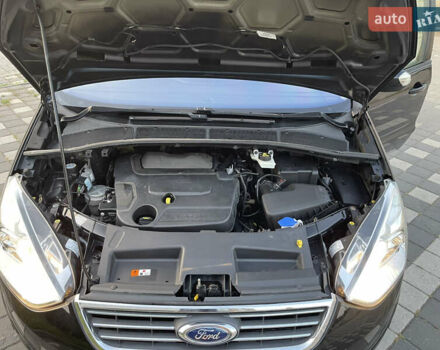 Черный Форд Галакси, объемом двигателя 2 л и пробегом 243 тыс. км за 11950 $, фото 126 на Automoto.ua