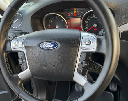 Черный Форд Галакси, объемом двигателя 2 л и пробегом 243 тыс. км за 11950 $, фото 94 на Automoto.ua