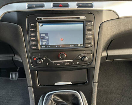 Черный Форд Галакси, объемом двигателя 2 л и пробегом 243 тыс. км за 11950 $, фото 92 на Automoto.ua