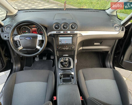 Черный Форд Галакси, объемом двигателя 2 л и пробегом 243 тыс. км за 11950 $, фото 90 на Automoto.ua