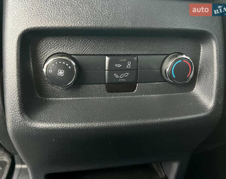 Чорний Форд Галаксі, об'ємом двигуна 2 л та пробігом 208 тис. км за 21800 $, фото 31 на Automoto.ua