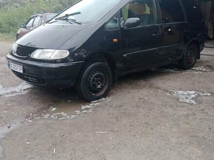 Черный Форд Галакси, объемом двигателя 1.9 л и пробегом 400 тыс. км за 1750 $, фото 1 на Automoto.ua