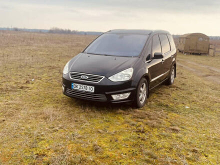 Чорний Форд Галаксі, об'ємом двигуна 2 л та пробігом 245 тис. км за 10500 $, фото 1 на Automoto.ua