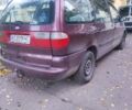 Форд Галакси 1996 в Луцке на Automoto.ua Красный Форд Галакси, объемом двигателя 2 л и пробегом 270 тыс. км за 2350 $, фото 3 на Automoto.ua