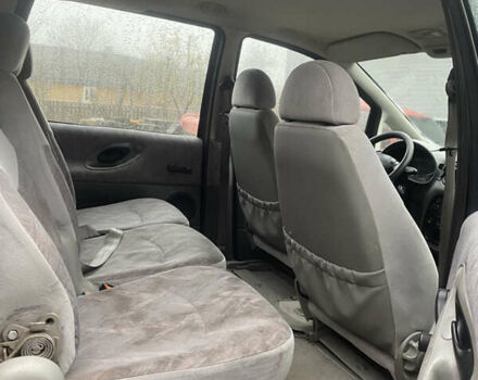 Красный Форд Галакси, объемом двигателя 2 л и пробегом 270 тыс. км за 2450 $, фото 7 на Automoto.ua