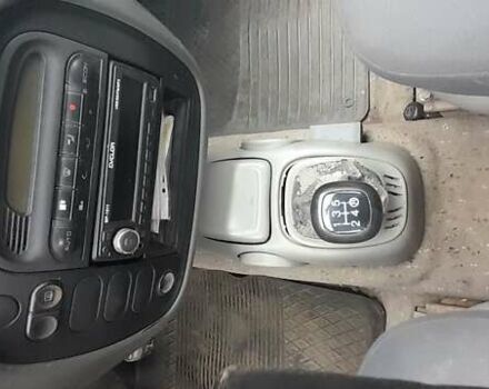 Форд Галакси 1996 в Теребовле на Automoto.ua Красный Форд Галакси, объемом двигателя 2 л и пробегом 999 тыс. км за 3500 $, фото 5 на Automoto.ua