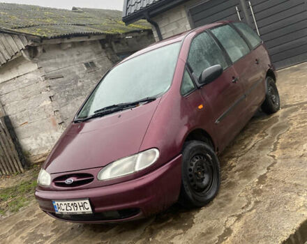 Красный Форд Галакси, объемом двигателя 2 л и пробегом 270 тыс. км за 2450 $, фото 2 на Automoto.ua