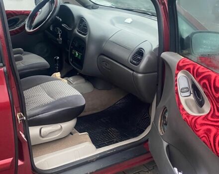 Красный Форд Галакси, объемом двигателя 2 л и пробегом 314 тыс. км за 2400 $, фото 6 на Automoto.ua