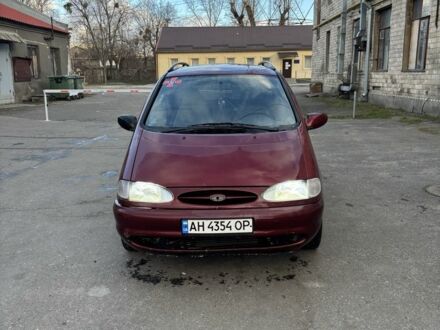 Красный Форд Галакси, объемом двигателя 1.9 л и пробегом 382 тыс. км за 2500 $, фото 1 на Automoto.ua