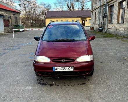Красный Форд Галакси, объемом двигателя 1.9 л и пробегом 388 тыс. км за 2270 $, фото 1 на Automoto.ua