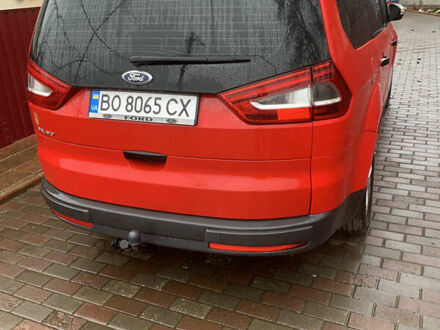Червоний Форд Галаксі, об'ємом двигуна 1.56 л та пробігом 228 тис. км за 12400 $, фото 1 на Automoto.ua