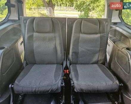 Форд Галакси, объемом двигателя 1.9 л и пробегом 227 тыс. км за 6300 $, фото 6 на Automoto.ua
