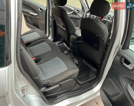 Форд Галаксі, об'ємом двигуна 1.6 л та пробігом 268 тис. км за 9500 $, фото 3 на Automoto.ua