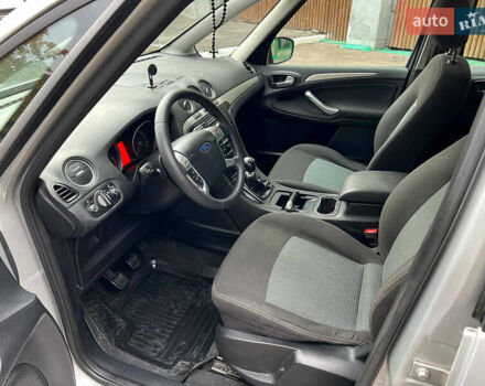 Форд Галаксі, об'ємом двигуна 1.6 л та пробігом 268 тис. км за 9500 $, фото 6 на Automoto.ua