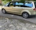 Желтый Форд Галакси, объемом двигателя 2 л и пробегом 380 тыс. км за 6177 $, фото 1 на Automoto.ua