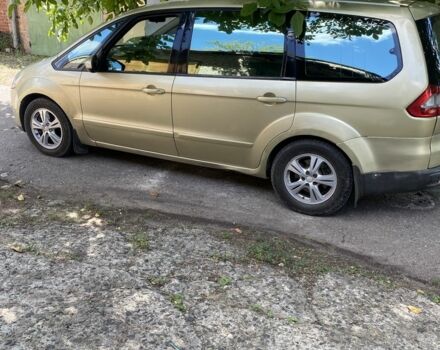 Форд Галаксі 2006 у Славянске на Automoto.ua Жовтий Форд Галаксі, об'ємом двигуна 2 л та пробігом 380 тис. км за 6500 $, фото 1 на Automoto.ua