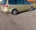 Желтый Форд Галакси, объемом двигателя 2 л и пробегом 367 тыс. км за 5100 $, фото 1 на Automoto.ua