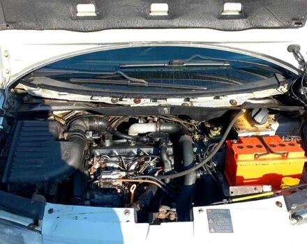 Серый Форд Галакси, объемом двигателя 1.9 л и пробегом 344 тыс. км за 2000 $, фото 6 на Automoto.ua