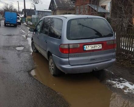 Форд Галакси 1998 в Городенке на Automoto.ua Серый Форд Галакси, объемом двигателя 2 л и пробегом 290 тыс. км за 1900 $, фото 2 на Automoto.ua