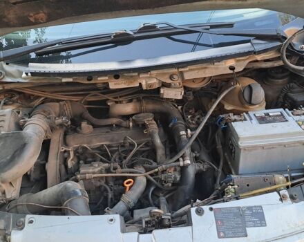 Серый Форд Галакси, объемом двигателя 1.9 л и пробегом 312 тыс. км за 1100 $, фото 9 на Automoto.ua