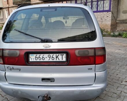 Серый Форд Галакси, объемом двигателя 1.9 л и пробегом 312 тыс. км за 1100 $, фото 5 на Automoto.ua