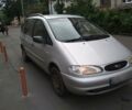 Серый Форд Галакси, объемом двигателя 1.9 л и пробегом 301 тыс. км за 1190 $, фото 1 на Automoto.ua