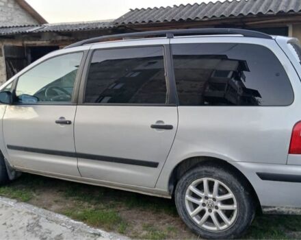 Серый Форд Галакси, объемом двигателя 1.9 л и пробегом 400 тыс. км за 2900 $, фото 2 на Automoto.ua