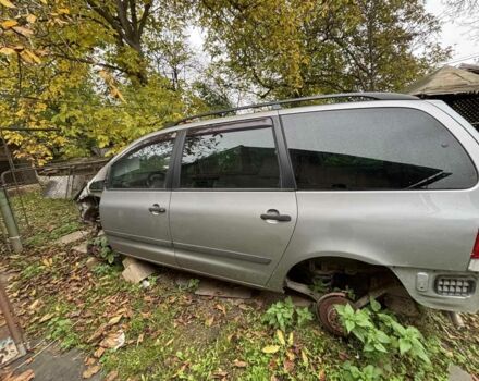 Серый Форд Галакси, объемом двигателя 1.9 л и пробегом 500 тыс. км за 3300 $, фото 3 на Automoto.ua