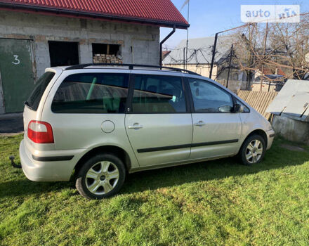 Сірий Форд Галаксі, об'ємом двигуна 1.9 л та пробігом 360 тис. км за 4000 $, фото 4 на Automoto.ua