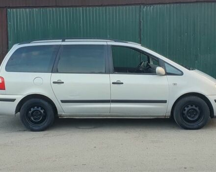 Сірий Форд Галаксі, об'ємом двигуна 1.9 л та пробігом 300 тис. км за 3500 $, фото 1 на Automoto.ua