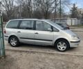 Серый Форд Галакси, объемом двигателя 1.9 л и пробегом 288 тыс. км за 1600 $, фото 1 на Automoto.ua